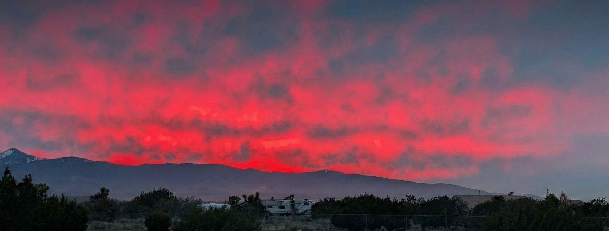 Pinon Hills CA real estate — high elevation custom estates and sovereign land in 92372