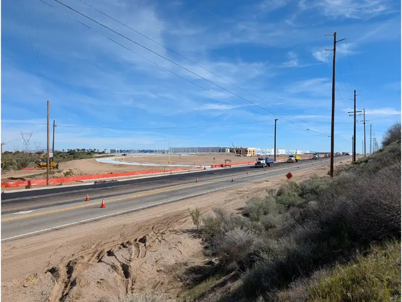 Amazon Hesperia warehouse construction on Mariposa Road, Oak Hills California, February 2026 — active development in the High Desert logistics corridor