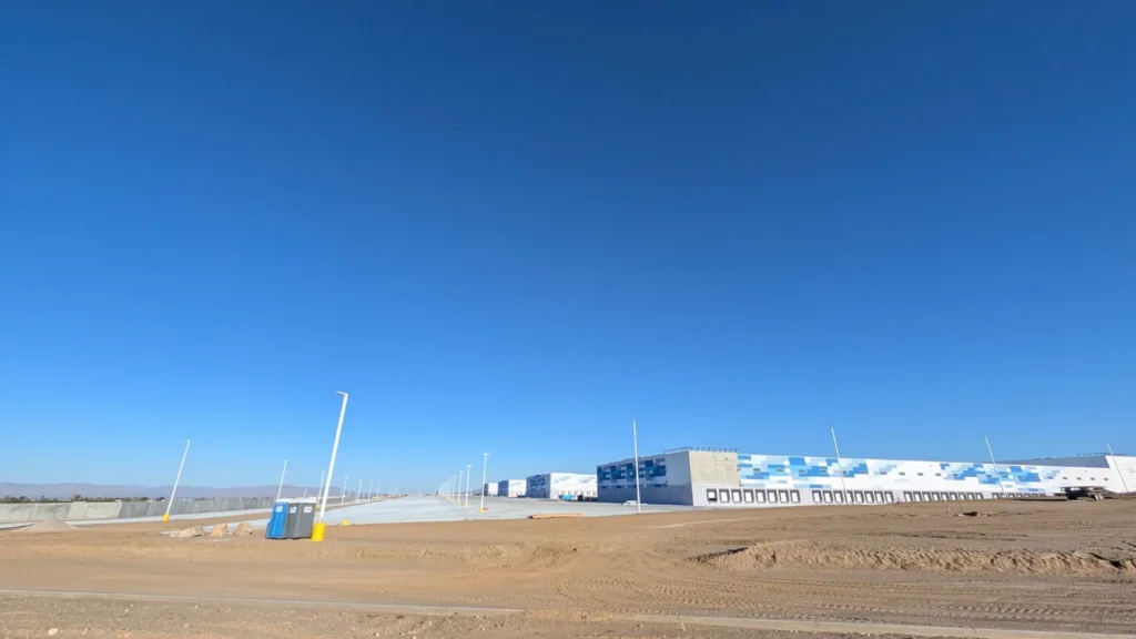 Amazon effect in Hesperia - Middle Mile facility construction on Phelan Road near Highway 395 in Hesperia CA